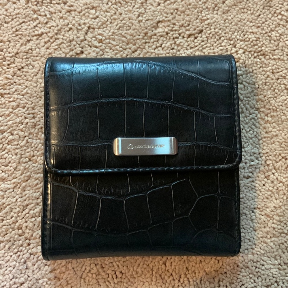 Liz Claiborne wallet